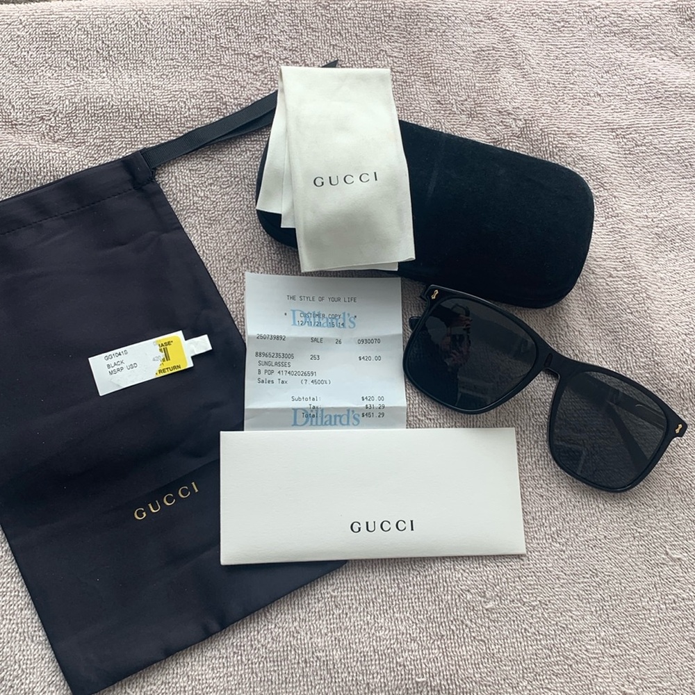 GUCCI gg1041s 001 Black/Gold Sunglasses